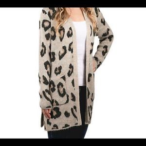 Modern Canvas Leopard Print Cardigan 